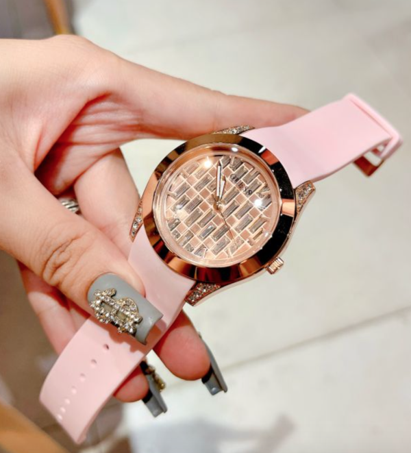 Guess Clarity Pink Tone Silicone Strap Women's Watch GW0109L2