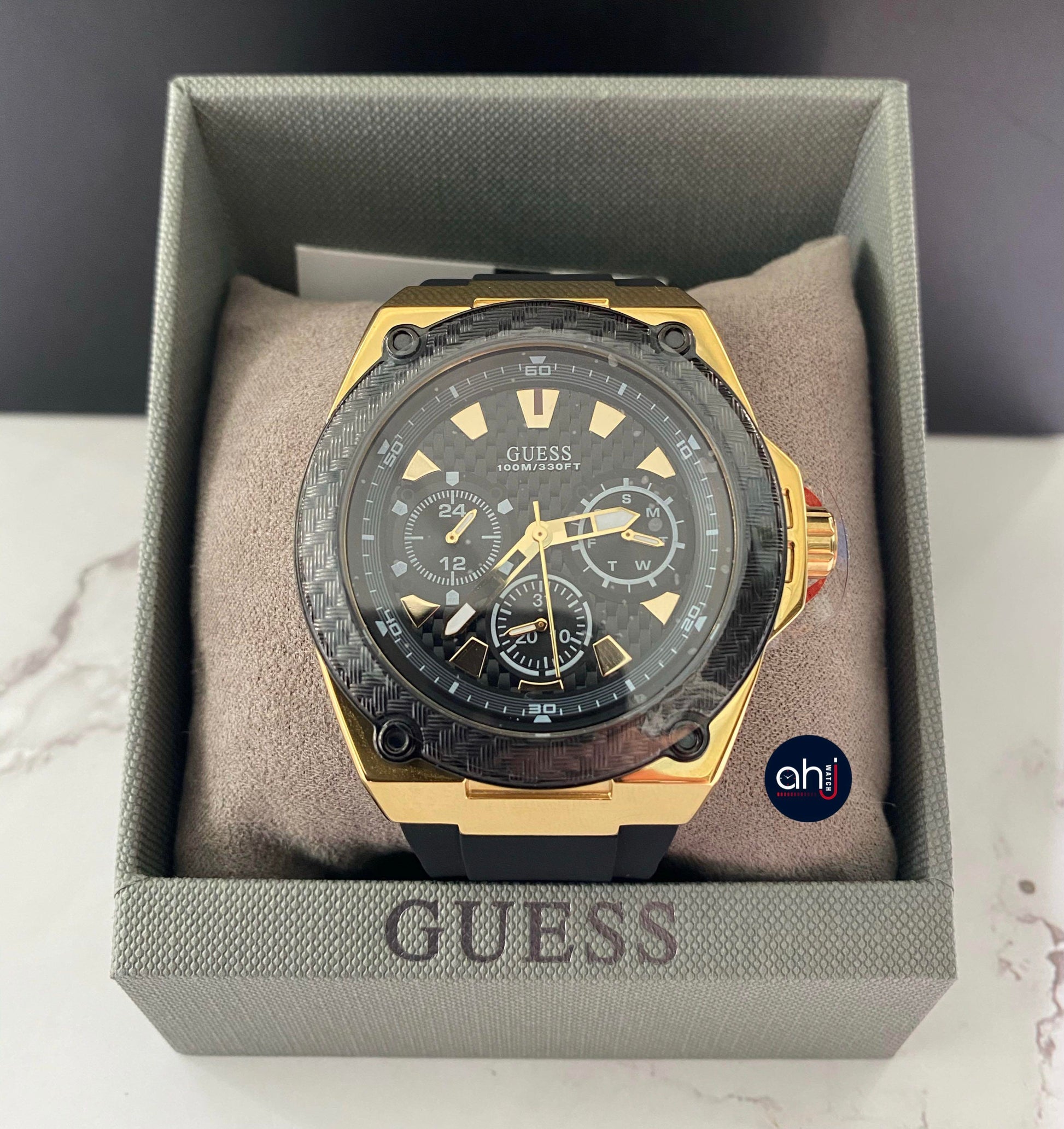 Guess Legacy Quartz Black Dial Men’s Watch W1049G5 - Watch