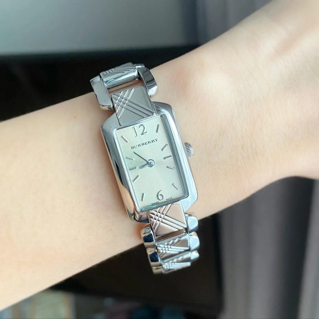 Burberry Signature Silver Dial Silver Steel Strap Watch for Women - BU4212 BU4212 - Image 9