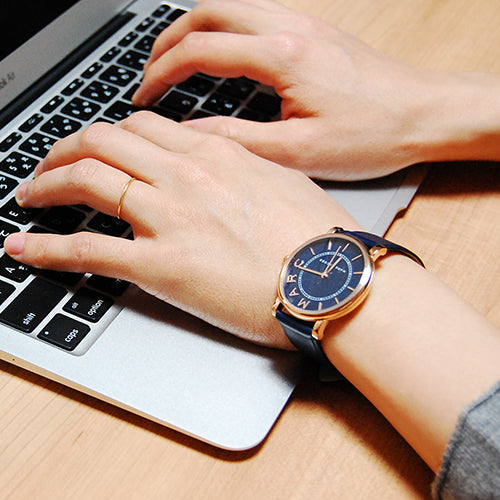 Marc Jacobs Roxy Navy Blue Dial Ladies Leather Watch MJ1534